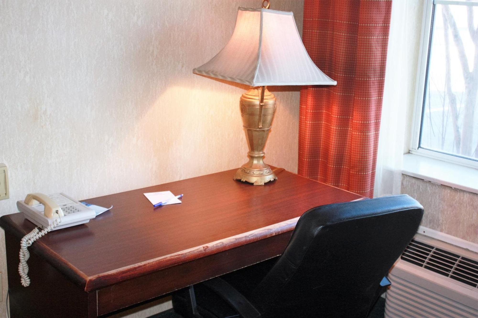 Hotel Baymont By Wyndham Jonesboro Habitación foto